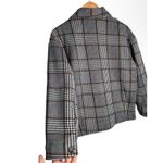 Plaid Shacket Size Medium Black Tape White Black Blue Brown Pockets Flannel Photo 8