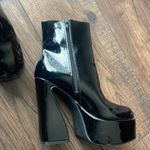 Madden Girl  Womens Kourtt Black Patent Platforms Mid-Calf Boots Shoes new Size 9 Photo 8