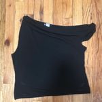 Divided H&M Twist-Detail One-Shoulder Top in black Photo 2
