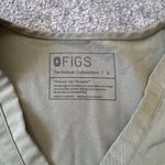 FIGS  Catarina Scrub Top Shirt Olive Green Size Large Medical Uniform PO3075 Photo 2