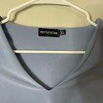 Pretty Little Thing  Fitted Crop Blouse Top Blue Women’s Sz 0 Excellent Condition Photo 1