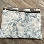 LeSportsac  Deluxe Everyday Bag and matching pouch Photo 4