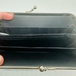 NWT Perfect Image Houndstooth Vinyl Green White Patter Snap Closure Wallet Photo 3