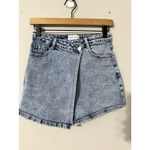 ASOS Urban Revivo Asymmetric Denim Wrap Shorts Light Blue EUC Size S Photo 4