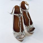 Badgley Mischka Conroy T Strap Evening Sandals Shoes Photo 3