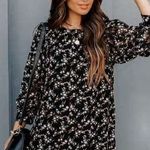 VICI NEW -ROMANI TEXTURED FLORAL SHIFT DRESS Photo 0