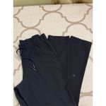 Lululemon On The Fly Pant *Woven 27"
Black Pants, size 6, W5BPMS, MSRP $118 Photo 10