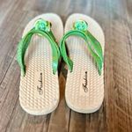 Stylish Green Floral Flip Flops Size 7.5 Photo 3