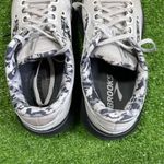 Brooks  Running Shoes Camo 8.5 Women White & Grey Sneaker Ghost 15 EUC Full Tread Photo 6
