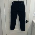 Levi's 724 High Rise Straight Crop in Black Pixel Photo 8