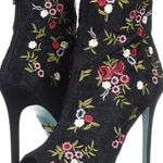 Betsey Johnson Blue by Sb-Diem Ankle Bootie Pump Black Lace Floral Size 7 EUC Photo 8