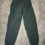 Lululemon  scuba joggers size 4 Photo 0