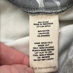 Soft Surroundings  Gray Marble Print 7/8 Leggings Size Small Petite Photo 8