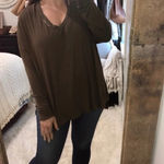 Coco + Carmen new with tags olive green XXL long sleeve top Photo 2