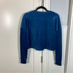 Beyond Yoga  Soft Velvet Brushed Up Cropped Pullover‎ Sweatshirt Celestial Blue S Photo 6
