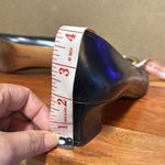 Salvatore Ferragamo  women shoes Gold Horseshoe Accent Pump Black Leather Sz 7.5 Photo 8