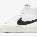 Nike  Blazer Mid 77 Women’s Photo 0
