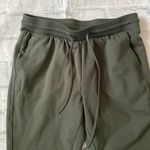 Rachel Zoe women S pull on joggers w/drawstring & front pockets olive green Photo 2