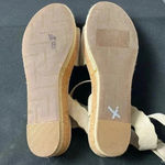 Marc Fisher WO SIZE 9.5 LEATHER OATMEAL TAN ANKLE STRAP SANDAL 2” WEDGE HEELL Photo 10