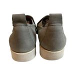 Everlane Women’s gray The Nubuck Street slip on shoes size 8.5 Photo 3