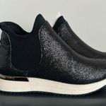 Kenneth Cole NEW  Black Sparkle Slip On Jogger Sneaker Chelsea Size 6 Comfort Photo 2