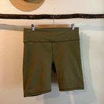 Fabletics Olive Green Powerhold Inseam 8' Mid Rise Biker Shorts Size XL Photo 8