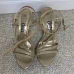 Gold Heels Size 7 Photo 2