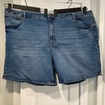 Terra & Sky NWT  Size 4X Elastic Back Zip Up Split Hem Med Wash Denim Jean Shorts Photo 0