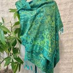Intricate hand knitted gypsy vibe paisley woven shawl, beach cover up, or scarf with fringe Green Photo 0