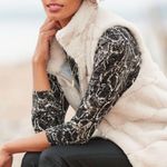 Dylan NWOT “Fur Love” zip front fuzzy vest Photo 3