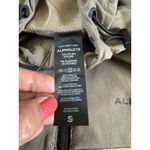 Alphalete  Women’s EXP Tech Windbreaker- Dessert Safari, Size Small Photo 5