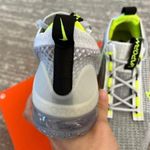 Nike New Air Vapormax 2021 Flyknit 'Wolf Grey Volt' Photo 3