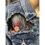 Arizona Jeans Arizona Jean Co Blue Distressed Denim Jacket Embroidered bodice Womens Small Photo 3