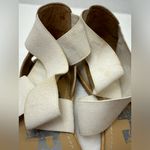 Sorel Ella Woman’s Slip On Ancient Fossil Cream Strappy Low Heel Sandal Size 9 Photo 2