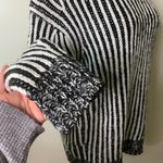 Elizabeth and James Black and White Sweater Women's Medium Photo 5