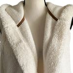 UGG KOOLABURRA by  so very soft fluffy hooded vest. Size S Photo 2