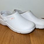 White Nursing Shoes Womens Size 7 38 Slip Resistant Hospital Clogs Rubber Photo 0