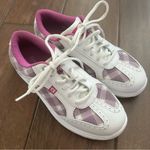 Brunswick Plaid Women's Bowling Shoes size 7 White Photo 2