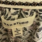 Max Studio  floral top 3/4 sleeve ruffle tie neck and elastic waist Photo 2