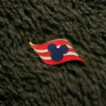 Disney  Cruise Line Trading Pin Photo 2