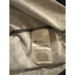 New Balance  Womens Racerback Tank Top Large Black & Gray Chevron Print Lightweig Photo 6