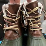 Seven7  Women's Speyside Duck Winter Boots Brown/ Green Lace Up Low Heel Sz 8 Photo 6