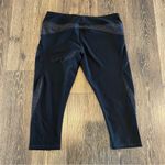 Avia  Black & Charcoal Striped Cropped Workout Legging Size L Photo 6
