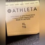 Athleta NWT Gray Short Sleeve With Ease T-Shirt - Size XL Hi Low Photo 5