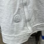 Lululemon Women's Sleeveless T Photo 3