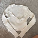 Abercrombie & Fitch Cream V-Neck Sweater with Ribbed Texture Photo 0