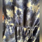 Kingston Blue and White Tie Photo 7