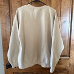 Boutique  crewneck  Photo 2