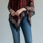 Red and Black Patterned Ga Bulldogs Poncho Photo 0