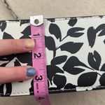 Steve Madden : Black and White Floral Cross Body Photo 10